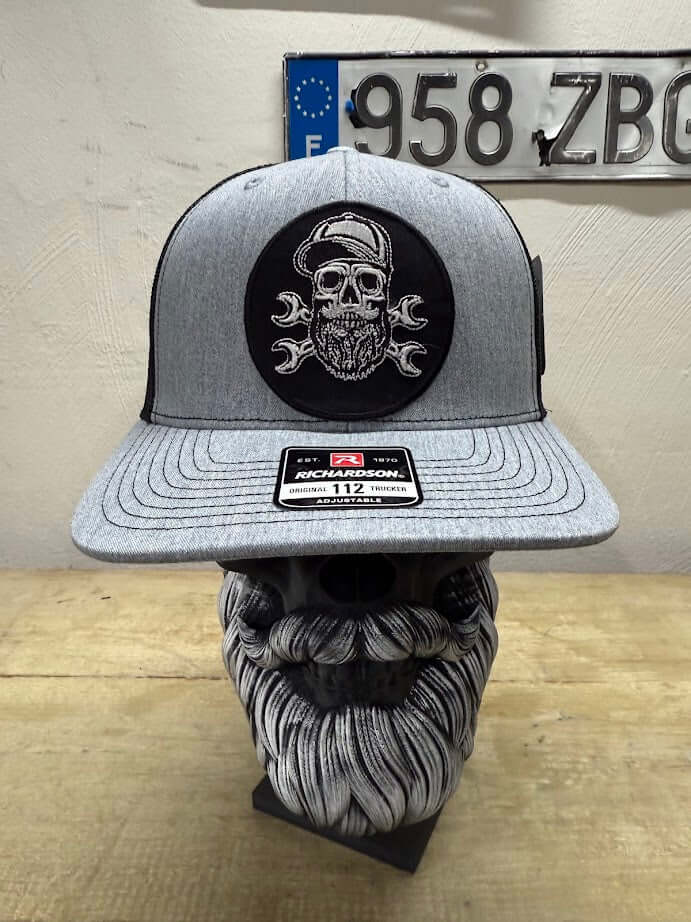 Bearded Skull Mechanic Trucker Hat – Fun Gift for Beard Lovers