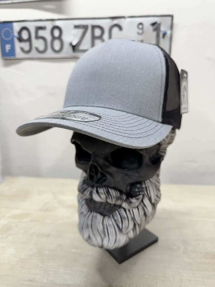 Gray/white