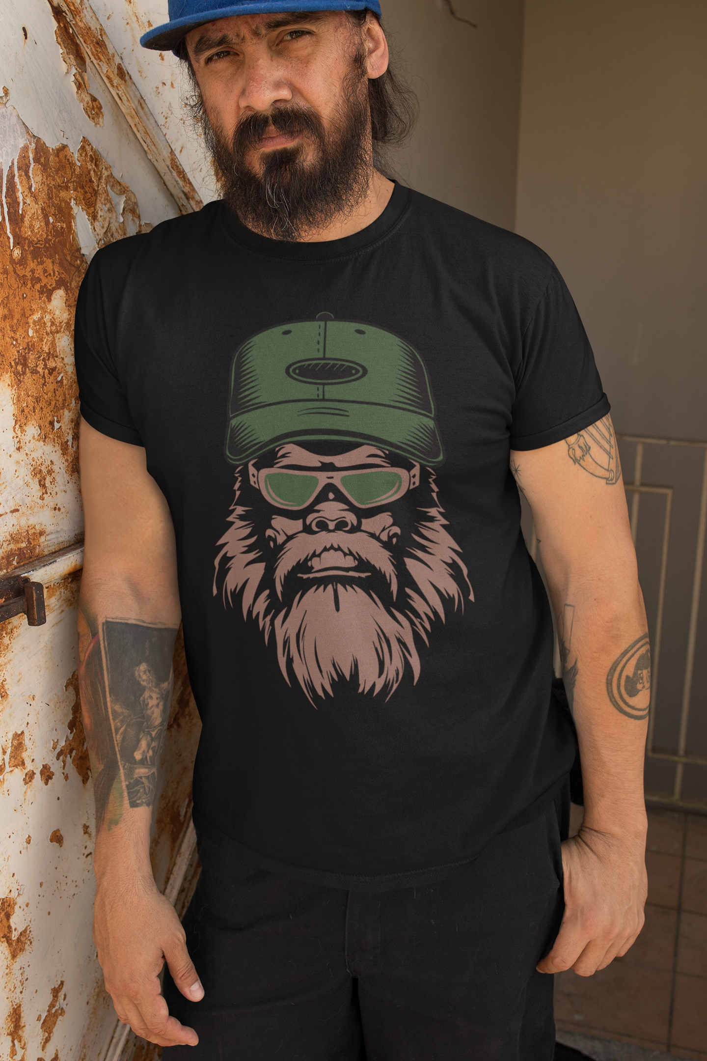 Bearded Bigfoot Tee-Shirt Bearded Veti T-Shirt Funny Beard Shirt